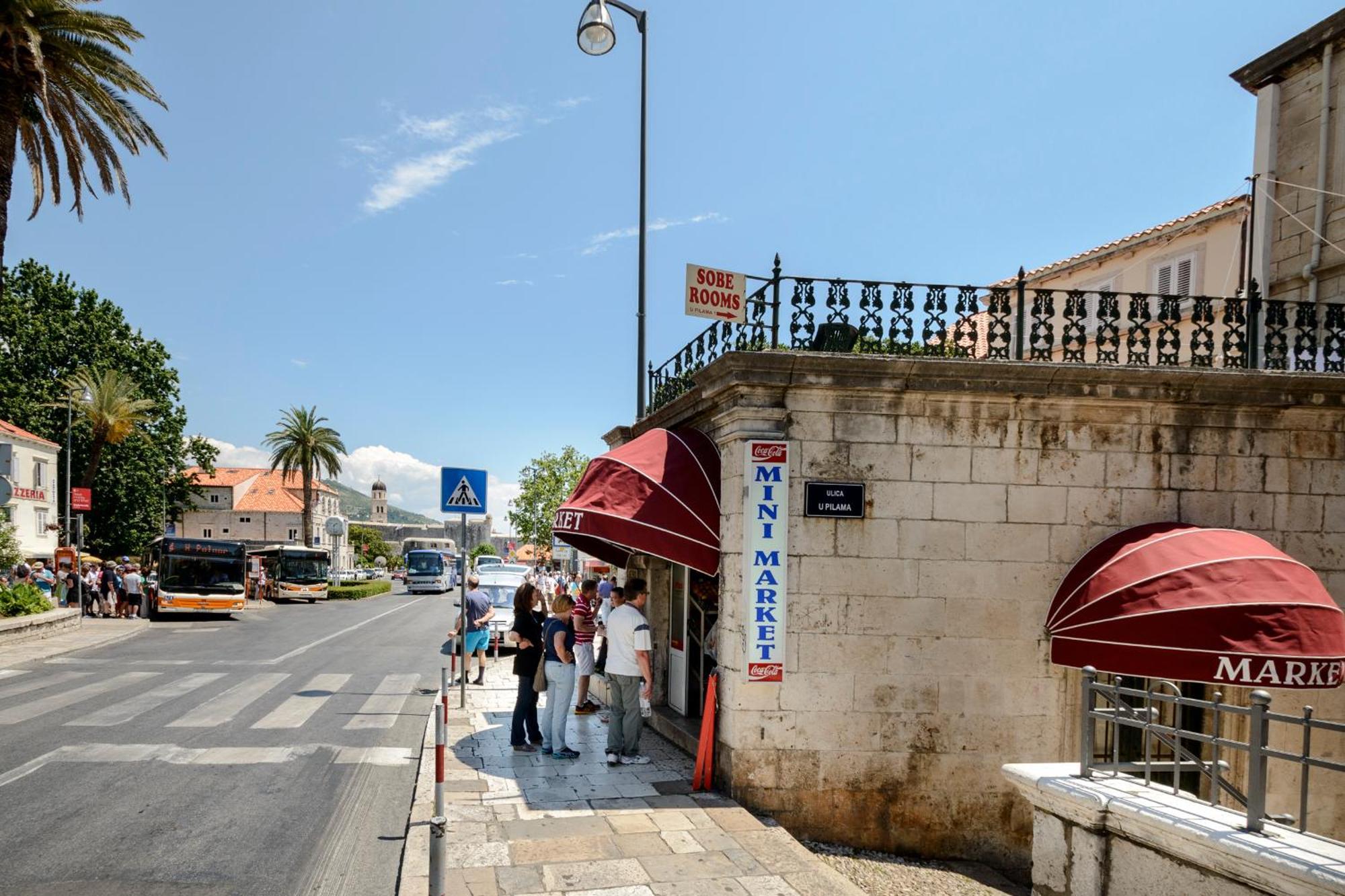 Apartments Pile Marina Dubrovnik Exterior photo